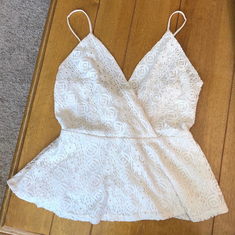 Monteau cream peplum top M